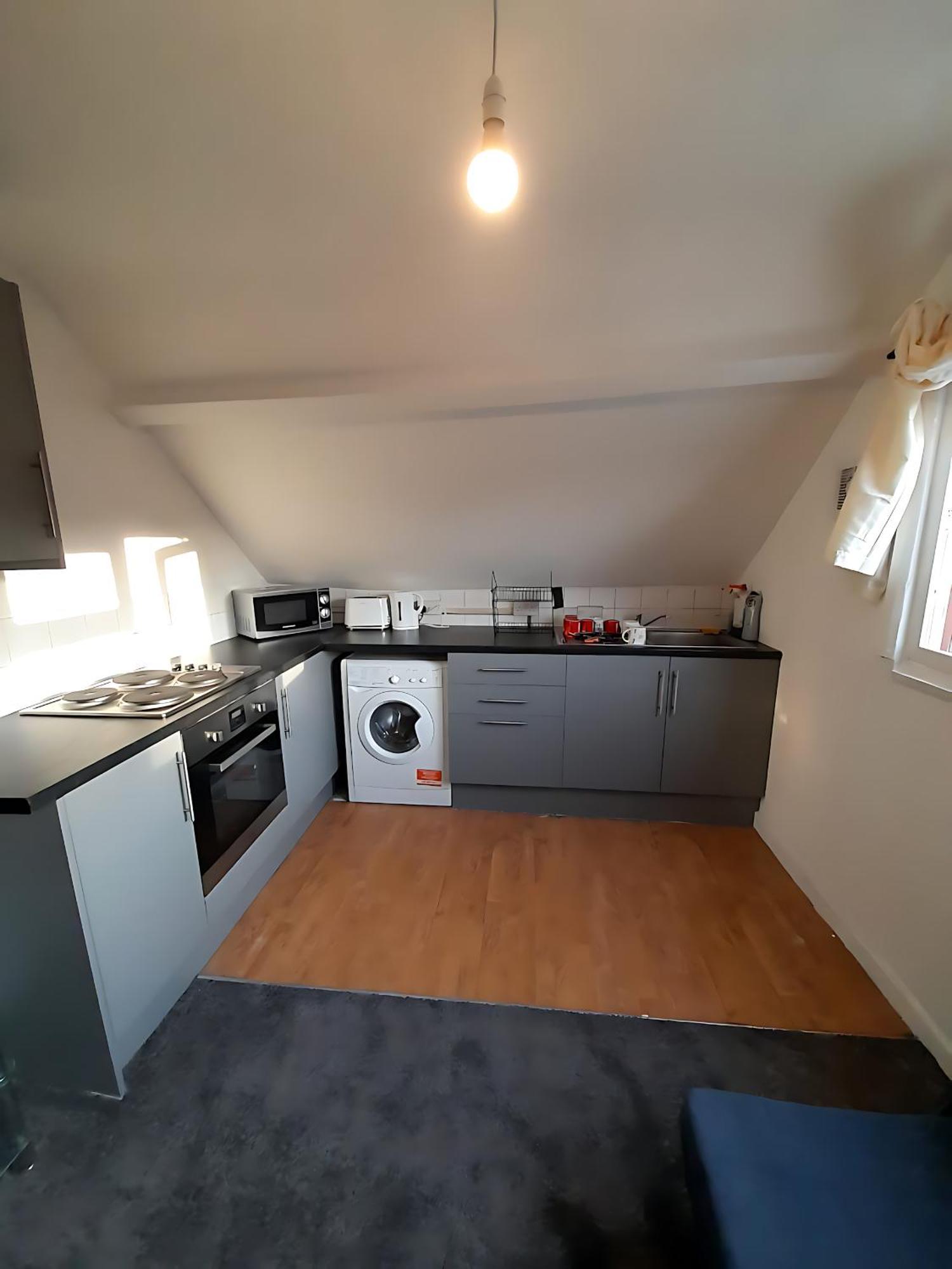 Entire Victoria Park Cardiff Apartment With Free Street Parking Bus 17 And 18 Direct To Cardiff City Centre, Fast Free Wi-Fi 外观 照片