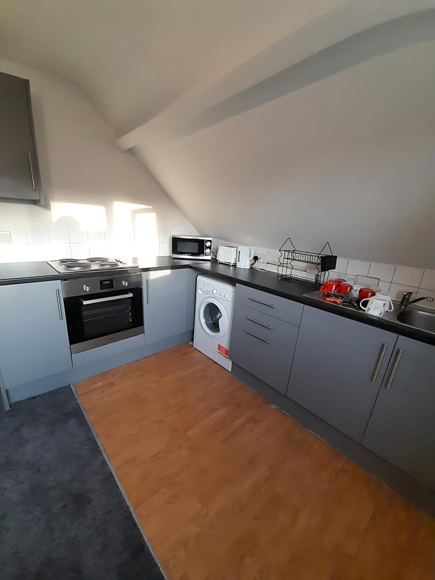 Entire Victoria Park Cardiff Apartment With Free Street Parking Bus 17 And 18 Direct To Cardiff City Centre, Fast Free Wi-Fi 外观 照片